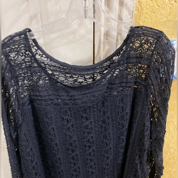 Lane Bryant black lace long sleeve blouse size 14/16 - Picture 3 of 3